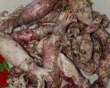 Foto langkah ke 1 dari resep Cumi asin tumis cabe ijo.