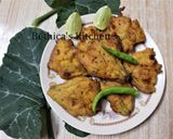 A picture of step 5 of Kumro Phool Bhaja (Pumpkin Flowers Pakora - Bengali style).
