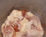Foto del paso 3 de la receta: 👵 Tuco De La Abuela Con Pollo Y Papas 🍗