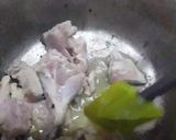 A picture of step 2 of Chicken Aloo Salan.