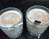 A picture of step 4 of Caffe Latte.