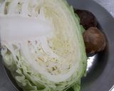 รูปขั้นตอนการทำที่ 1 ของ กะหล่ำปลีต้มเห็ดหอมสด #กินผักรักสุขภาพ5