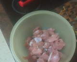 Foto del paso 1 de la receta: Arroz con habas y pavo frito