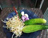 Foto langkah ke 1 dari resep Tumis Timun Tauge.