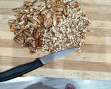 A picture of step 1 of Pecans Bar.