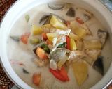 Foto langkah ke 6 dari resep Lodeh Pelangi - Bumbu iris anti ribet.