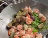 Foto langkah ke 5 dari resep Terong Udang Buncis Balado Hijau.