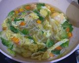Foto langkah ke 4 dari resep Mie Rebus Shirataki.