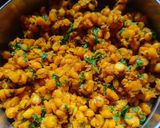 A picture of step 3 of Crispy Chana dal maida samosa (jain snack).