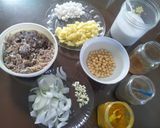 عکس مرحله 1 از دستور شولی نخود پیاز هخامنشی
