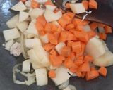 Foto langkah ke 3 dari resep Creamy Chicken Soup.