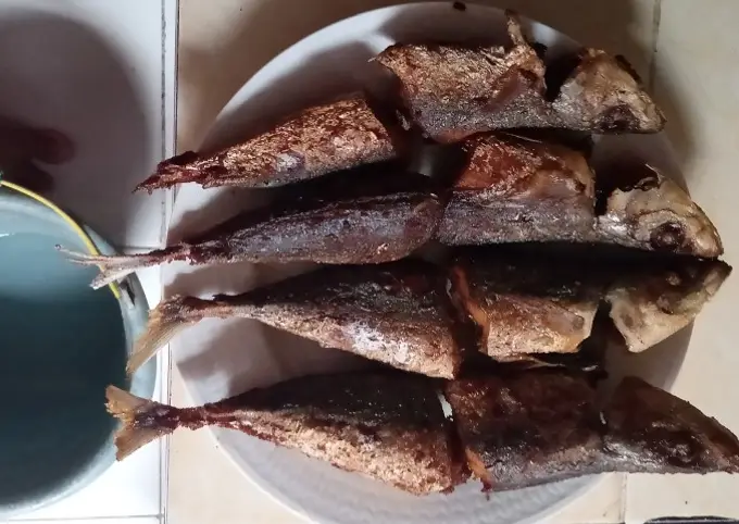 Langkah-langkah untuk membuat Cara membuat Ikan layang goreng rumahan