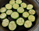 Foto langkah ke 2 dari resep Terong Lalap Tomat Cabe Garam.