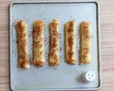 Foto langkah ke 4 dari resep Dulce de Leche Cinnamon Roll Toast Up.