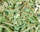 Foto del paso 3 de la receta: Salmón al horno con verduras