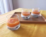 Foto del passaggio 4 della ricetta Mousse di cachi con yogurt greco