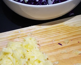 Foto del paso 1 de la receta: Ensalada de lombarda con aliño light y sésamo