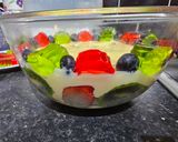 A picture of step 6 of Fruits Triffle.