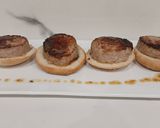 Foto del paso 10 de la receta: Medallones rellenos en espiral de cerdo, bacon y queso fundido