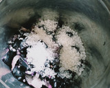 जामुन की आइसक्रीम(jamun ki ice cream recipe in hindi) रेसिपी चरण 2 फोटो