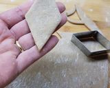 Foto del passaggio 5 della ricetta Mostaccioli morbidi