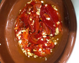Foto del paso 6 de la receta: Sopa de cocido y timbal de filete de cerdo con cebolla caramelizada y pimientos asados