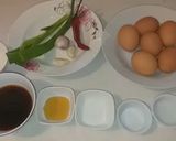 Hình bước làm 1 của món Trứng Gà Sốt Xì Dầu