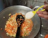 Foto langkah ke 4 dari resep Rogout sayur (isi Risol/Pastel).