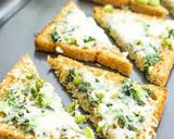 A picture of step 5 of Cheese Chilli Toast.