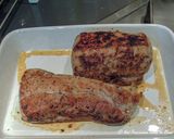 Foto del passaggio 6 della ricetta Filetto di maiale alle spezie con salsa al vino rosso con mazze di tamburo e broccoletti