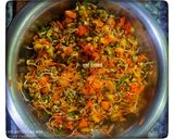 स्प्राऊटेड मूग सॅलड (Sprouted Moong Salad Recipe In Marathi) रेसिपी स्टेप 5 फोटो 