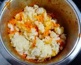 A picture of step 3 of Raseele Aloo / Potato Curry.