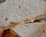 A picture of step 2 of Cheesy bread scotch.