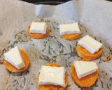 Foto del passaggio 2 della ricetta Patata Dolce con Brie e Cipolla Caramellata 🍠🧅🧀