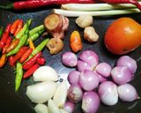 Foto langkah ke 1 dari resep Pepes ikan seluang bumbu kuning.