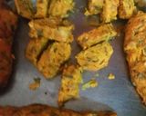 A picture of step 5 of Dudhi methi na muthiya.