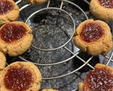 Foto del paso 7 de la receta: Pepas (Harinas Especiales) con Mermelada