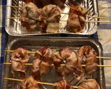 Foto del passaggio 6 della ricetta Gamberoni con pancetta marinati