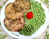 A picture of step 4 of Matar Paratha (Green Peas Paratha).