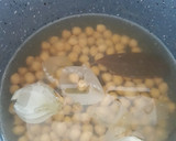 Foto del paso 1 de la receta: Potaje de garbanzos con espinacas