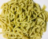 Hình bước làm 10 của món Nấu ăn cùng con: Mì trứng húng quế tươi và bolognese tôm