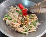 Foto langkah ke 5 dari resep Tumis jamur tiram lombok ijo.