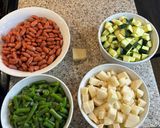 A picture of step 1 of Minestrone Soup!.