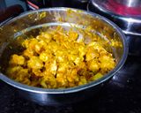 A picture of step 3 of हांडी पनीर.
