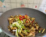 Foto langkah ke 5 dari resep Terong oseng pete 🌶️.
