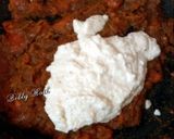 A picture of step 14 of Aloo potol rasa (Odia style potato pointed gourd curry).