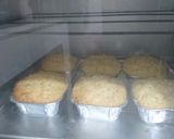 Foto langkah ke 8 dari resep Cheese Custard Muffin.