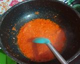 Foto langkah ke 3 dari resep Tumis Makaroni Sosis.