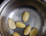 A picture of step 2 of Almond Saffron Milk.