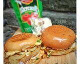 Foto langkah ke 5 dari resep Burger Ala Roti John.